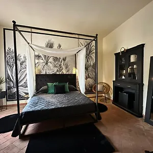 https://biscari-home.catania-hotels.net